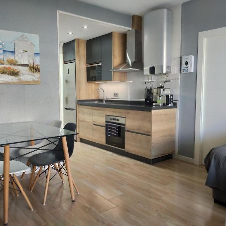 Apartamento En Benalbeach ベナルマデナ エクステリア 写真