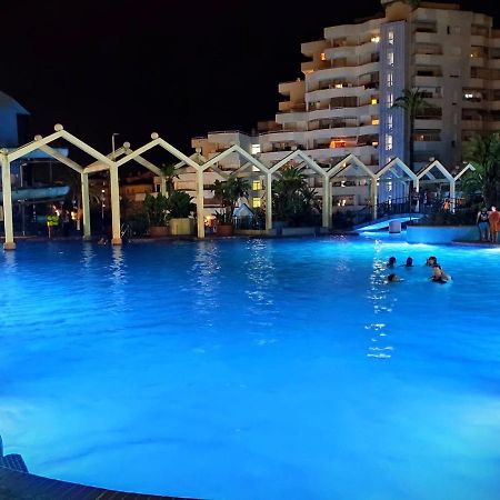 Apartamento En Benalbeach ベナルマデナ エクステリア 写真