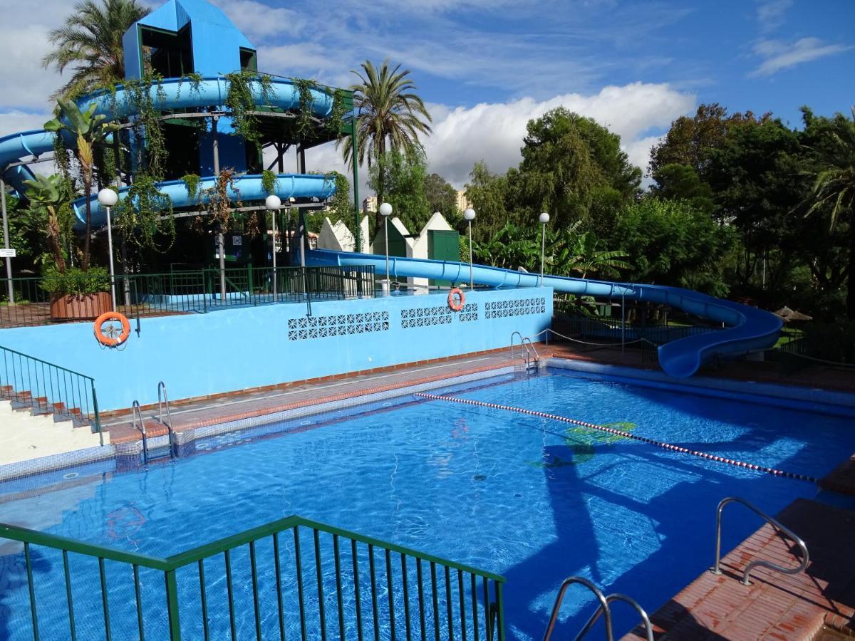 Apartamento En Benalbeach ベナルマデナ エクステリア 写真