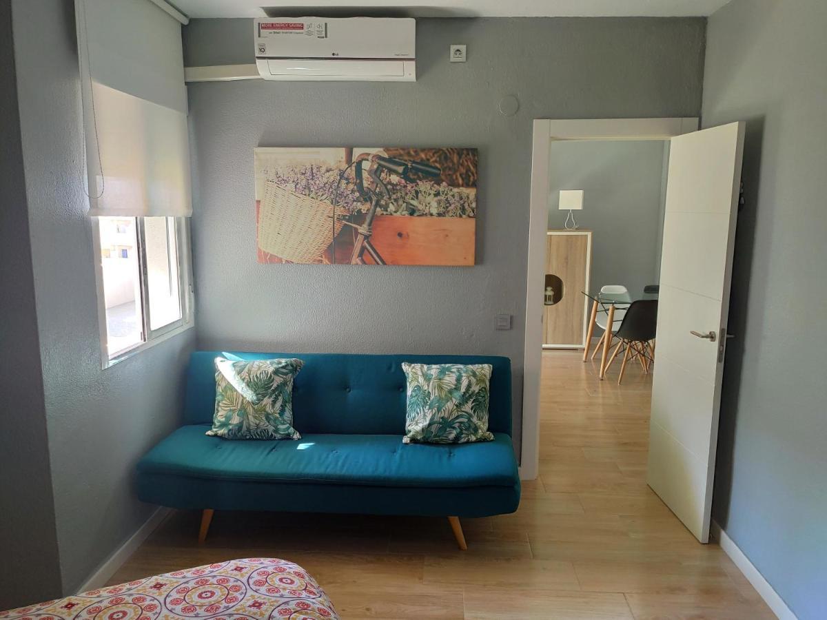 Apartamento En Benalbeach ベナルマデナ エクステリア 写真