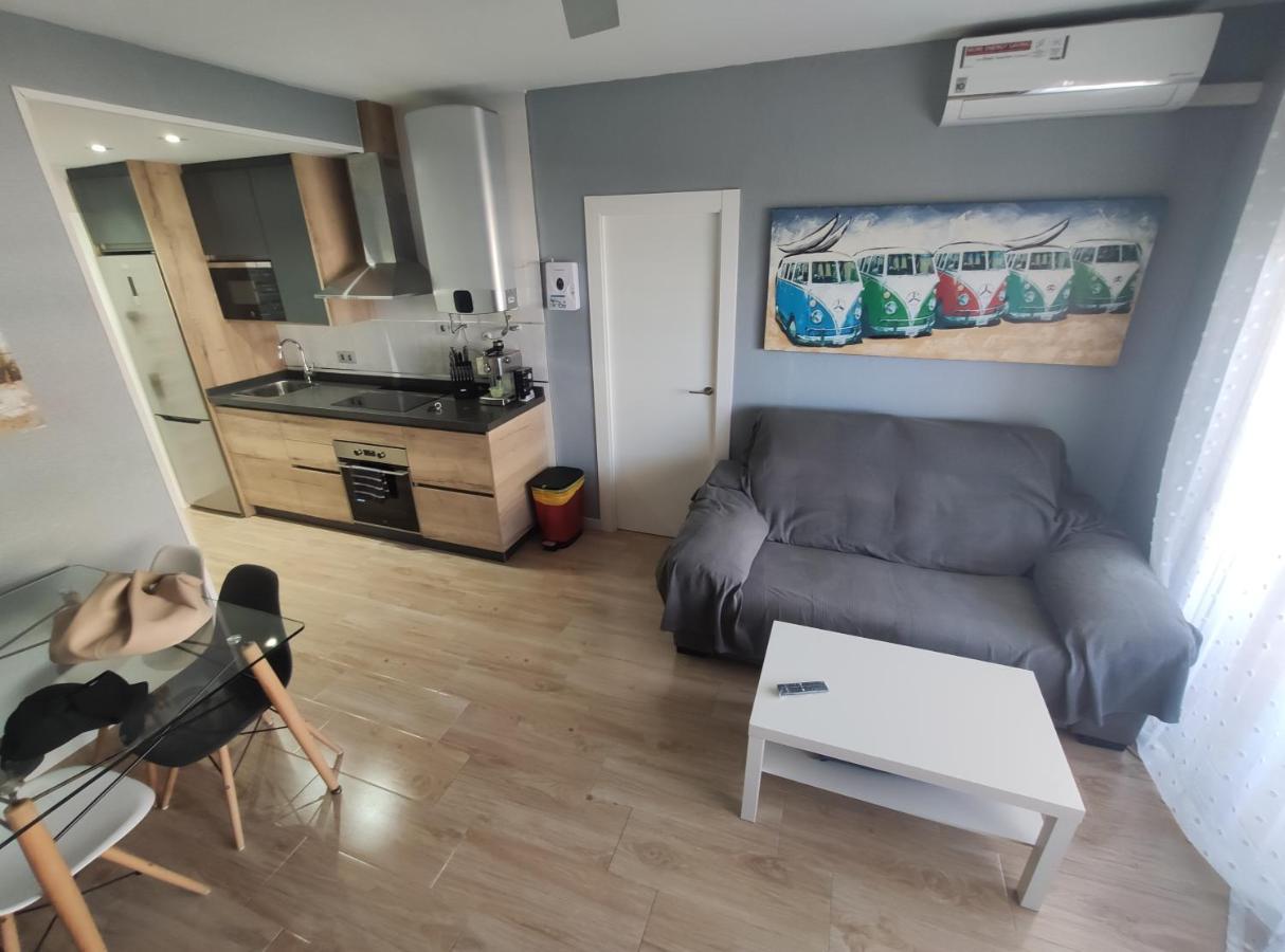 Apartamento En Benalbeach ベナルマデナ エクステリア 写真